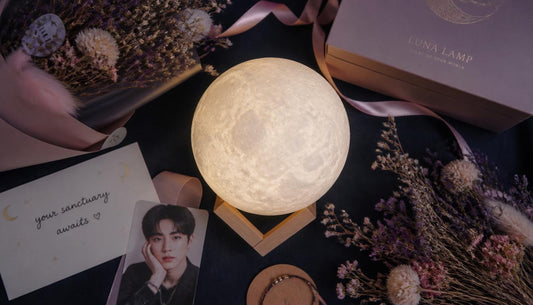 The Sanctuary Lamp — 3D Moon Light